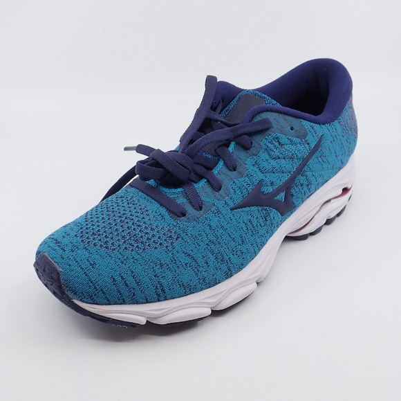 Mizuno Waveknit Sneakers 7.5 - NIB